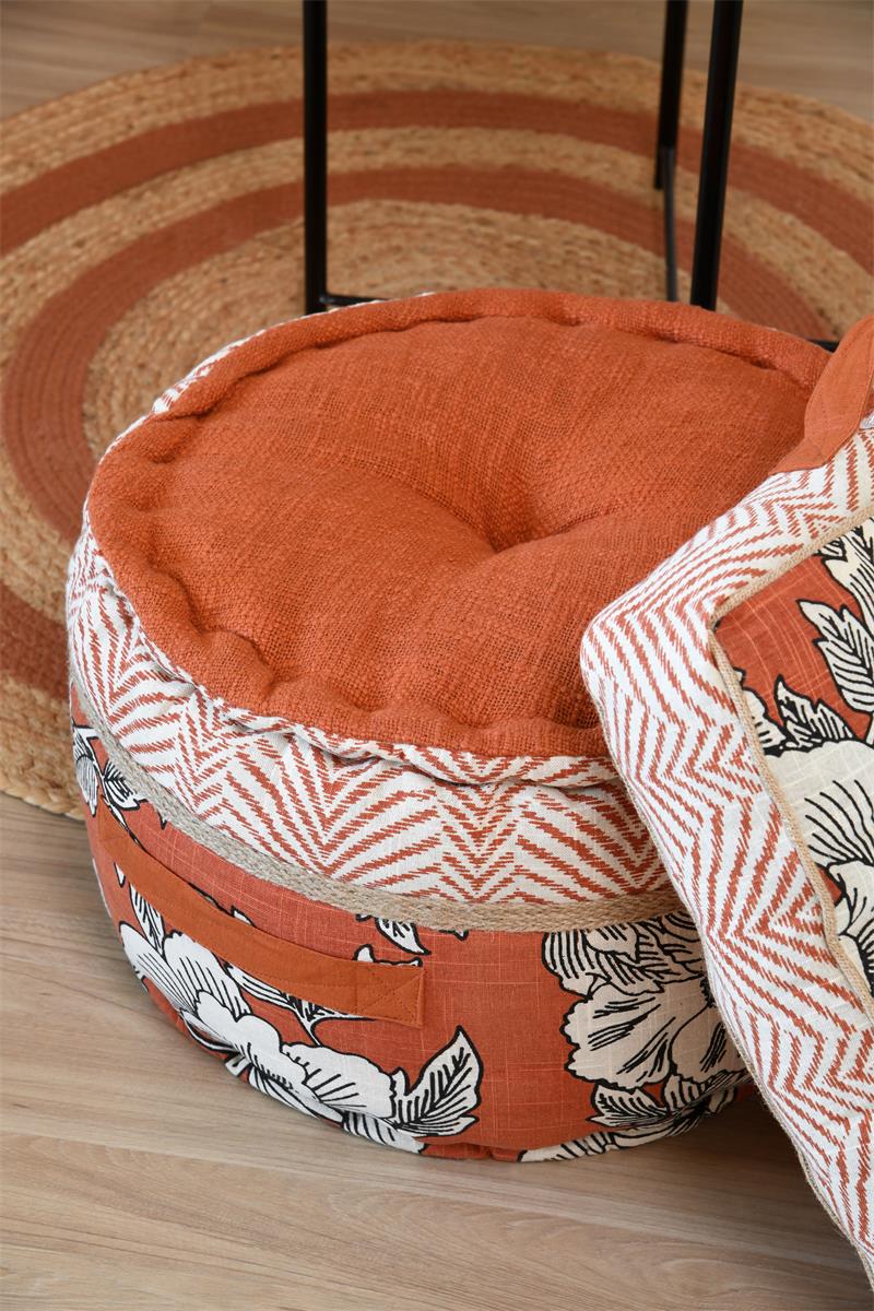 Pouf Galicia – Motif Fleuri Orange Noir et Blanc 40x30 cm