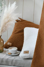 Coussin Paddington 50x50 cm : Confort Douillet et Style Chic - Maison Étoffes & Co